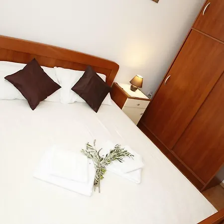 Alica Srima Apartman Vodice