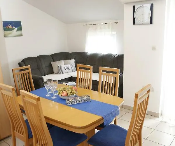 Alica Srima Apartment