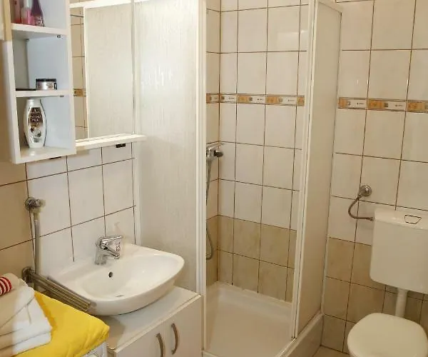 Alica Srima Apartment